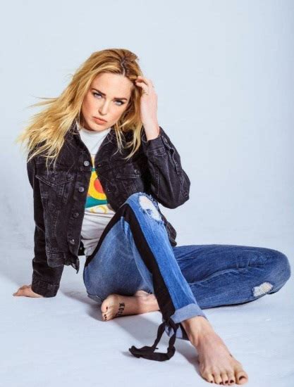 caity lotz|Caity Lotz Bio, Single, Net Worth, Ethnicity, Salary, Age, Height